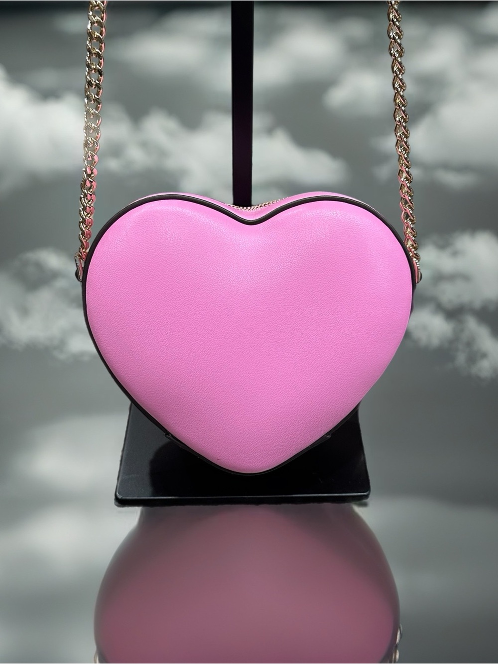 Kate Spade🩷 - Picture 2 of 6